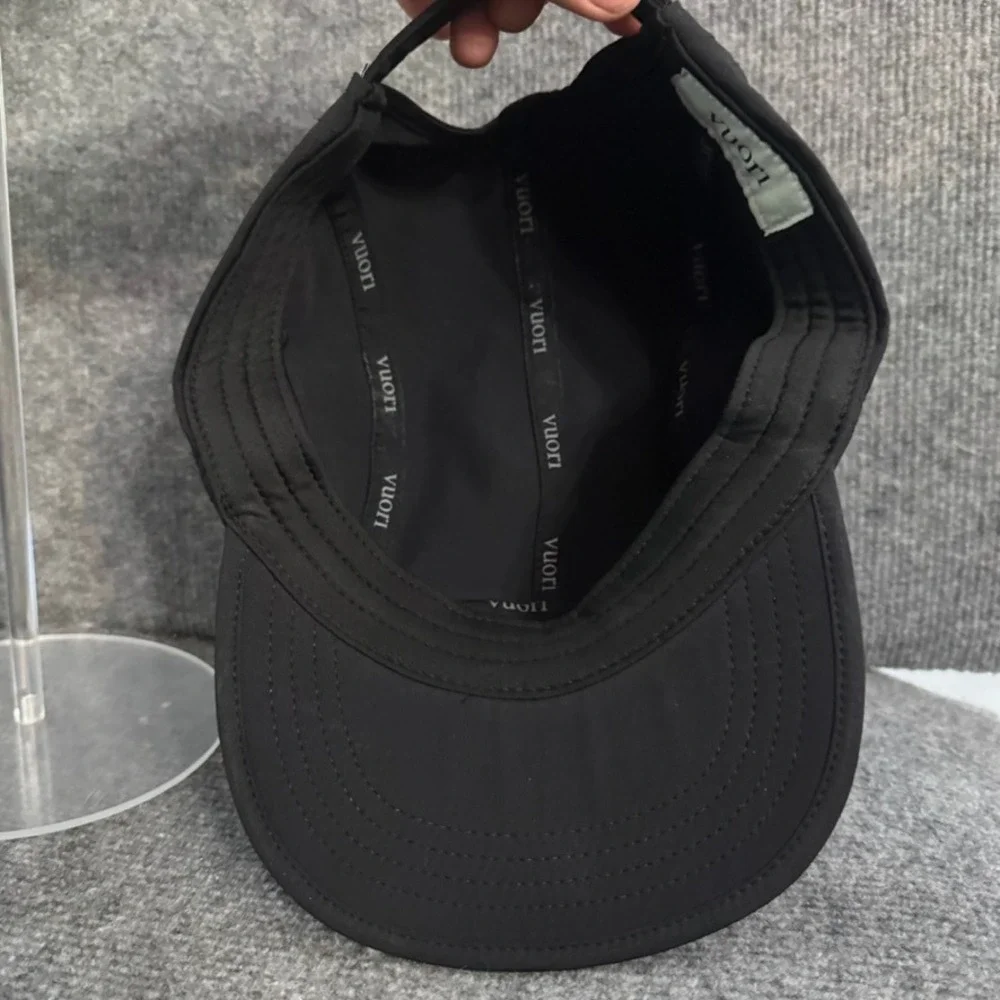 Vuori The Rise The Shine 5 Panel Performance Hat Black Adjustable Strapback Cap